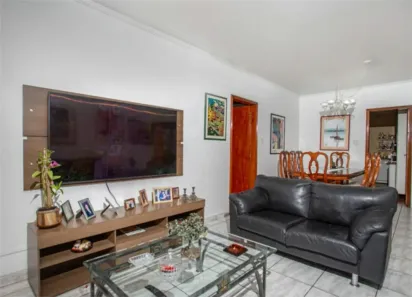 Apartamento com 3 Quartos à venda, 130m² no Vila Madalena, São Paulo