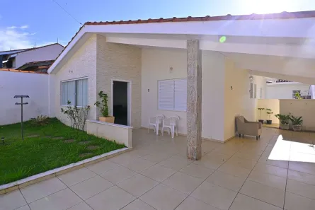 Casa com 2 Quartos à venda, 149m² no Centro, Peruíbe