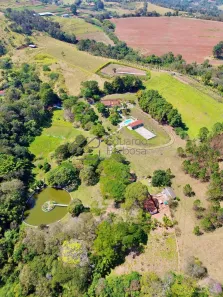 Fazenda/Sítio com 4 Quartos à venda, 44000m² no Boa Vista, Atibaia