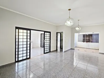 Casa com 3 Quartos para alugar, 217m² no Jardim Anhangüera, Ribeirão Preto