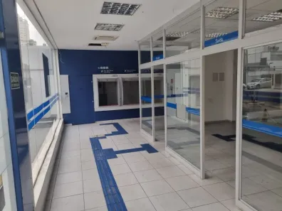 Ponto Comercial para alugar, 375m² no Indianópolis, São Paulo