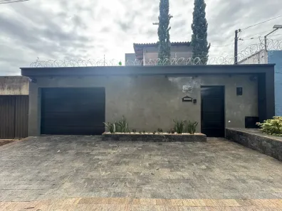 Sobrado com 4 Quartos à venda, 240m² no Residencial Canadá, Goiânia