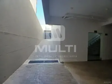 Apartamento com 3 Quartos à venda, 90m² no Santa Mônica, Uberlândia