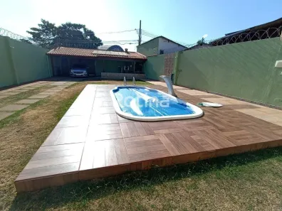 Casa com 3 Quartos à venda, 180m² no Presidente Roosevelt, Uberlândia