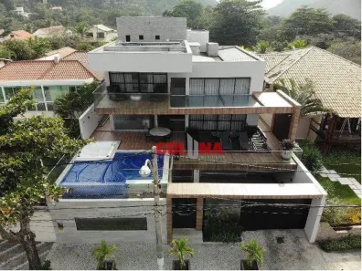 Casa com 4 Quartos à venda, 650m² no Itacoatiara, Niterói