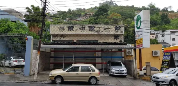 Ponto Comercial à venda, 250m² no Santa Rosa, Niterói