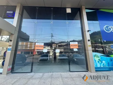 Ponto Comercial para alugar, 143m² no Itaipava, Petrópolis