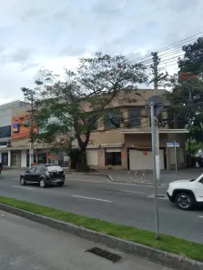 Prédio Comercial à venda, 350m² no Itaipu, Niterói