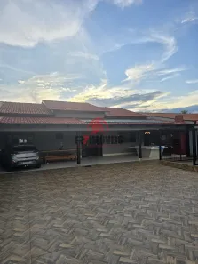 Casa com 5 Quartos à venda, 257m² no Parque das Flores, Goiânia