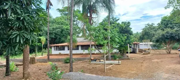 Fazenda/Sítio com 3 Quartos à venda, 40000m² no Área Rural do Paranoá, Brasília