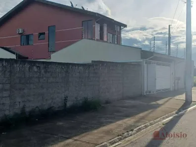 Sobrado com 3 Quartos à venda, 267m² no Vista Alegre, Taubaté