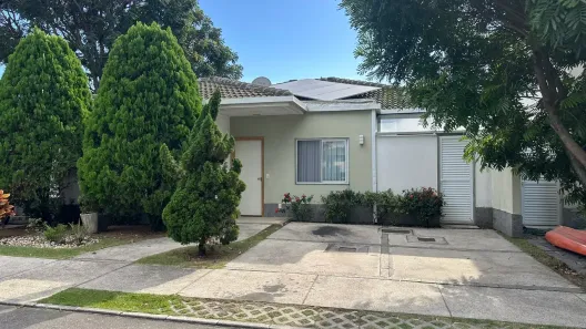 Casa de Condomínio com 3 Quartos à venda, 200m² no Colina de Laranjeiras, Serra