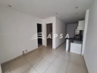 Apartamento com 2 Quartos para alugar, 45m² no Copacabana, Rio de Janeiro