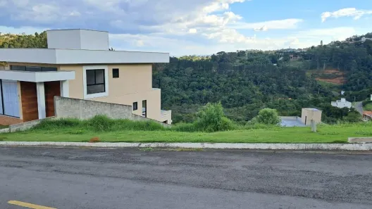 Lote/Terreno à venda, 692m² no Novo Horizonte, Juiz de Fora