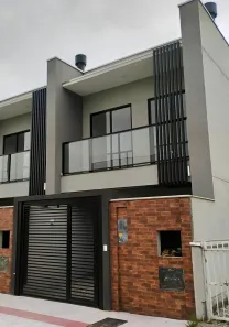 Sobrado com 3 Quartos à venda, 104m² no Itacolomi, Balneário Piçarras