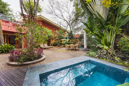 Casa com 4 Quartos à venda, 600m² no Chácara Santo Antônio (Zona Sul), São Paulo