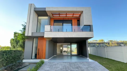 Casa de Condomínio com 3 Quartos à venda, 185m² no Central Park, Cachoeirinha