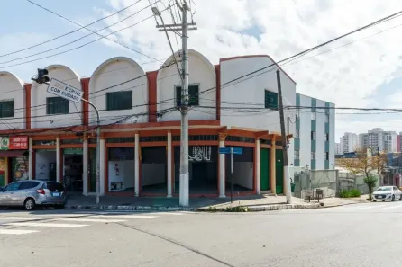 Ponto Comercial para alugar, 230m² no Bosque da Saúde, São Paulo