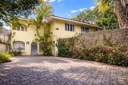 Casa com 4 Quartos à venda, 480m² no Vila Izabel, Curitiba