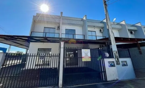 Casa com 2 Quartos para alugar, 61m² no Aventureiro, Joinville