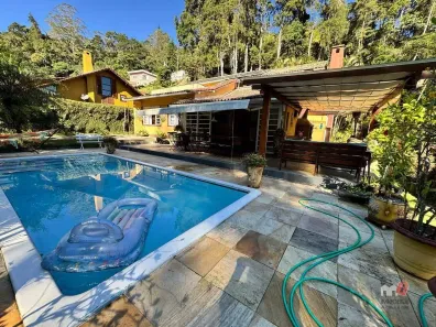 Casa com 5 Quartos à venda, 293m² no Fazenda Inglesa, Petrópolis