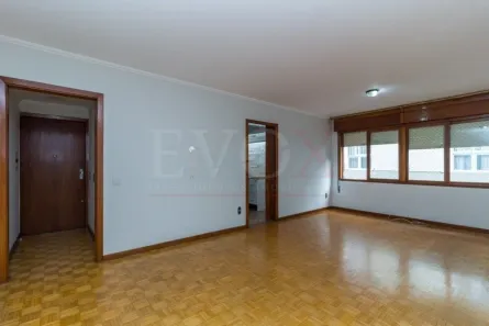 Apartamento com 3 Quartos para alugar, 131m² no Bela Vista, Porto Alegre