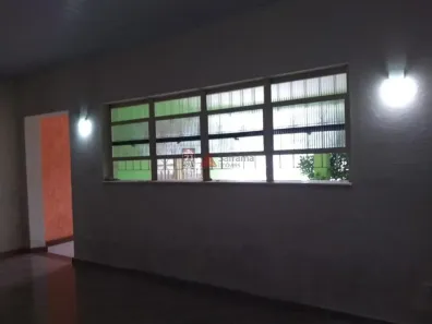Casa com 4 Quartos à venda, 133m² no Centro, Caraguatatuba