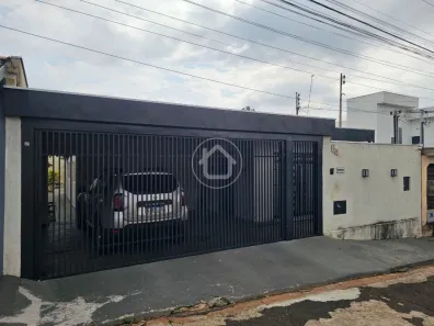 Casa com 3 Quartos à venda, 225m² no Coophafé, Campo Grande