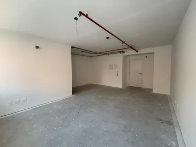 Sala Comercial à venda, 43m² no Independência, Porto Alegre