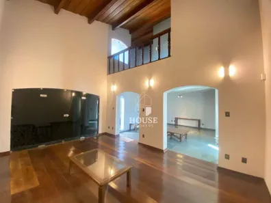 Sobrado com 3 Quartos à venda, 294m² no Centro, Mogi Guaçu