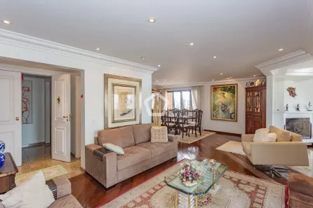 Apartamento com 8 Quartos à venda, 200m² no Vila Uberabinha, São Paulo