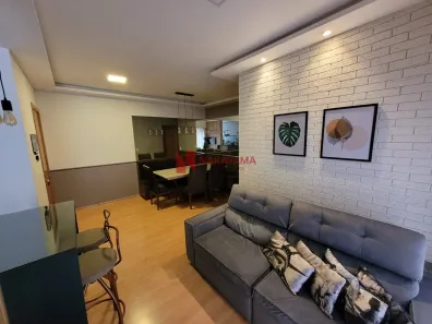 Apartamento com 3 Quartos para alugar, 70m² no Terra Bonita, Londrina