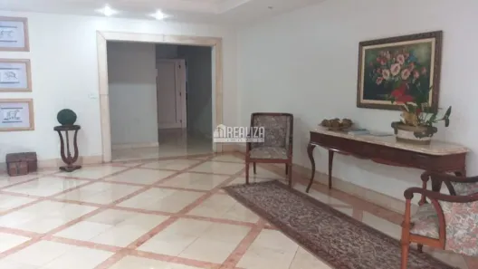Apartamento com 2 Quartos à venda, 198m² no Mercês, Uberaba