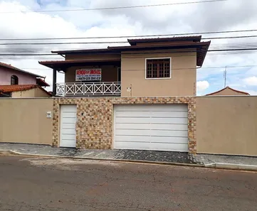 Sobrado com 3 Quartos à venda, 195m² no Amazonas, Contagem