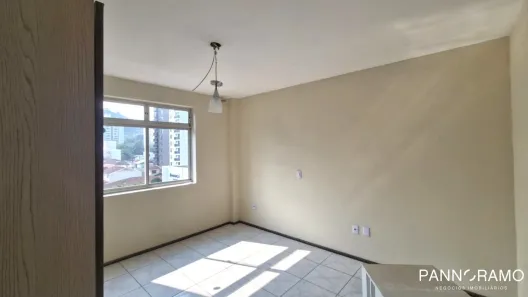 Apartamento com 3 Quartos para alugar, 120m² no Vila Nova, Blumenau