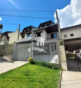 Sobrado com 4 Quartos à venda, 147m² no Tarumã, Curitiba