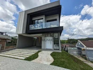 Casa com 3 Quartos à venda, 238m² no Tanguá, Almirante Tamandaré