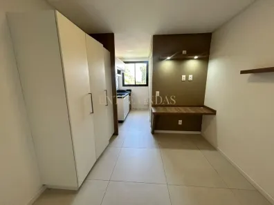 Apartamento com 1 Quarto para alugar, 30m² no Centro, Florianópolis