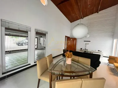 Casa com 5 Quartos à venda, 240m² no Jardim Santa Helena, São Paulo
