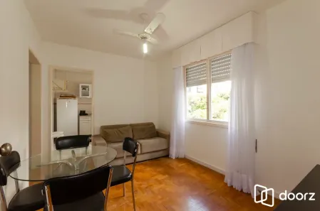 Apartamento com 2 Quartos à venda, 47m² no Petrópolis, Porto Alegre
