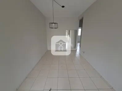 Casa de Condomínio com 3 Quartos para alugar, 133m² no Granada, Uberlândia
