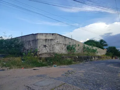 Lote/Terreno à venda, 7718m² no Cocó, Fortaleza