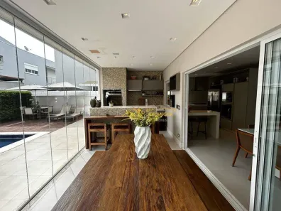 Casa de Condomínio com 3 Quartos à venda, 450m² no Botujuru, Mogi das Cruzes