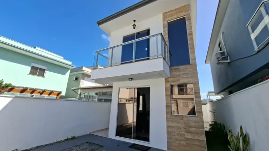 Sobrado com 2 Quartos para alugar, 80m² no Campeche, Florianópolis