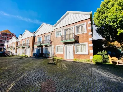 Casa com 4 Quartos para alugar, 120m² no Centro, Canela
