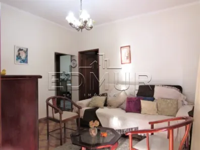 Casa com 3 Quartos à venda, 228m² no Vila Aquilino, Santo André