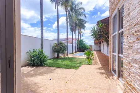 Casa com 3 Quartos à venda, 319m² no Centro, Jaboticabal
