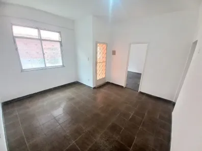 Casa com 2 Quartos para alugar, 60m² no Madureira, Rio de Janeiro