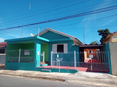 Casa com 3 Quartos à venda, 225m² no Vila Maciel, Itapetininga