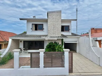 Casa com 4 Quartos à venda, 236m² no XANGRI-LÁ, Xangri-lá